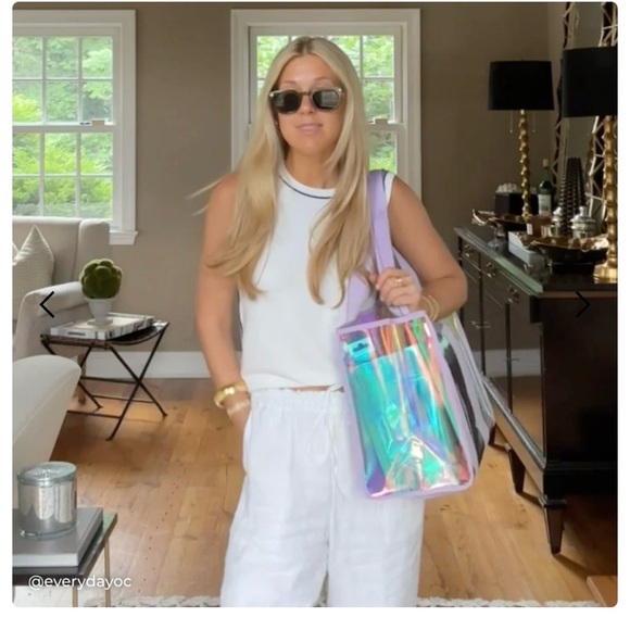 Case-Mate Iridescent Jelly Tote Bag with Pouch - Picture 2 of 13